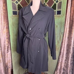 Timeless Elegance: Liz Claiborne Black Trench Coat